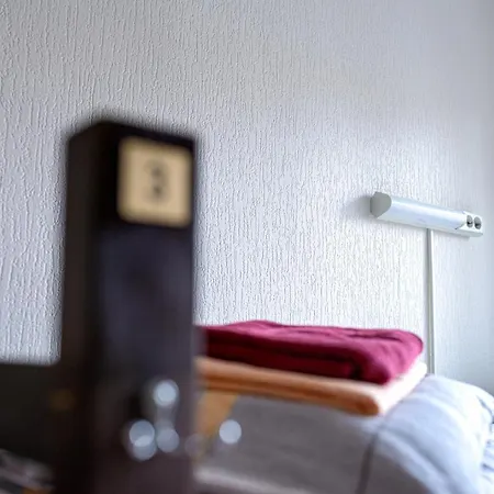 旅馆 克莱佩达旅馆 *