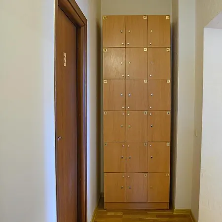 克莱佩达旅馆 *