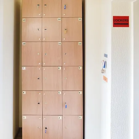 克莱佩达旅馆 旅馆 *