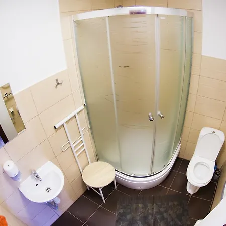 旅馆 克莱佩达旅馆 *